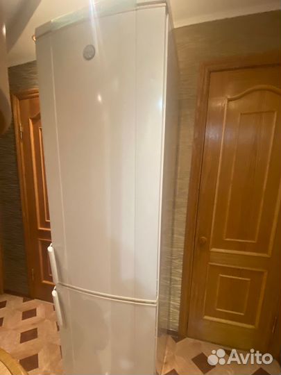 Холобильник б/у Electrolux