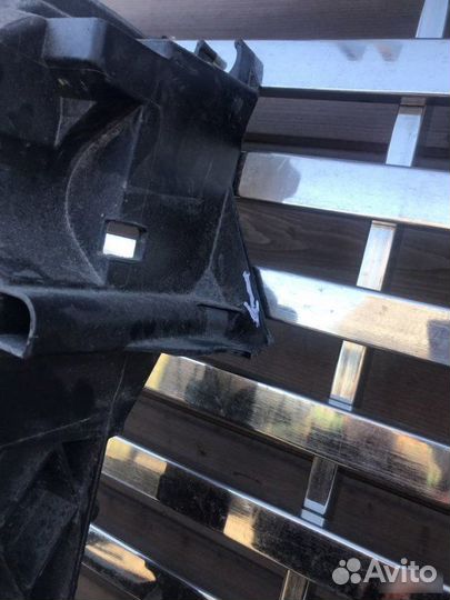 Панель передний Ford Fiesta