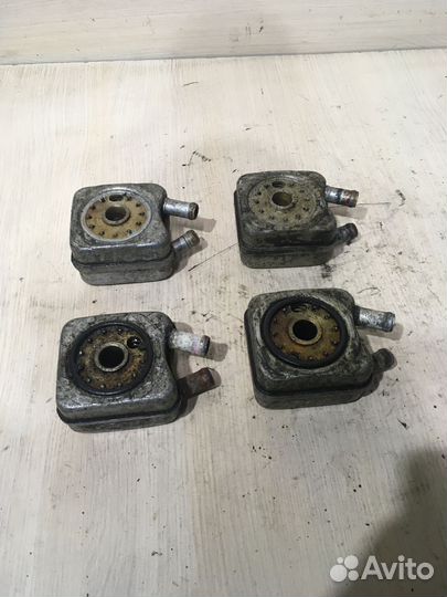 Радиатор масляный Фольксваген пассат B5 028117021K