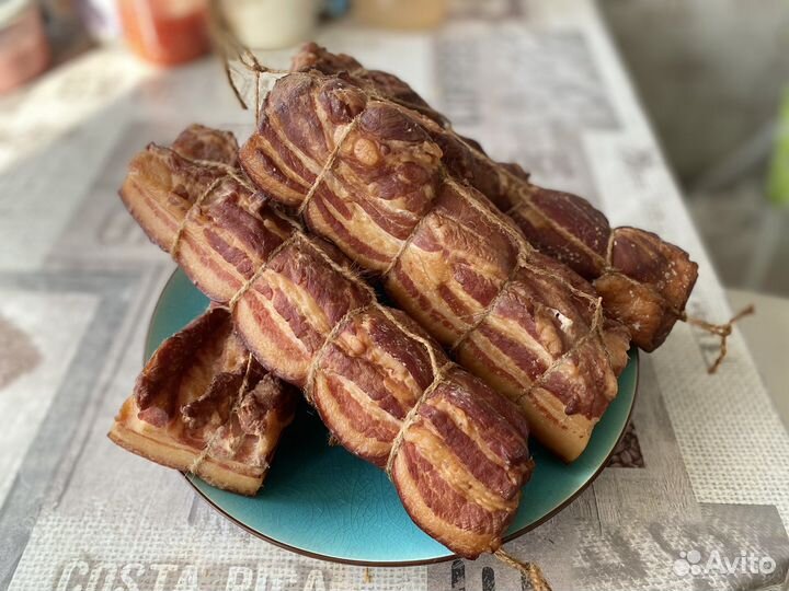 Тушенка, копченое мясо,мясо,грудинка,карбонад