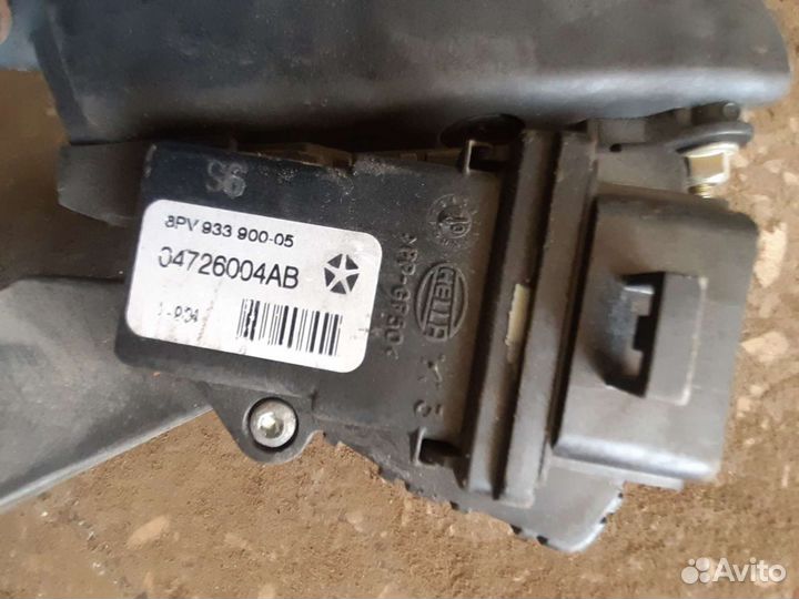 Педаль газа Chrysler 300c