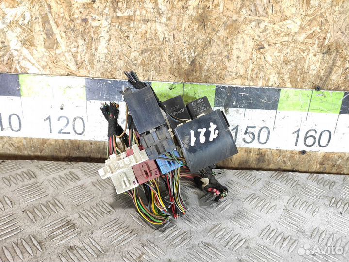 Блок предохранителей салонный Volkswagen Polo 1994