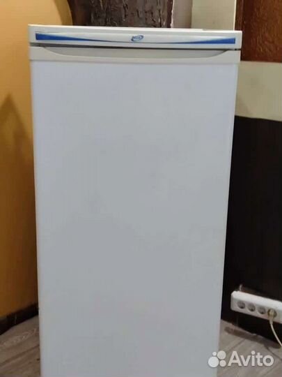 Холодильник маленький 122 см