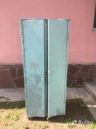 Шкаф для раздевалки металлический