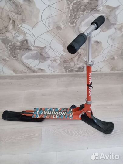 Детские санки на лыжах