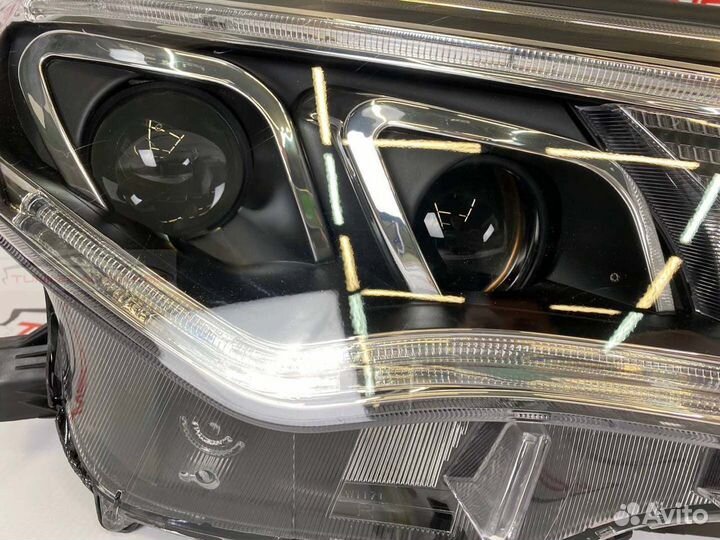 Фары Toyota Rav 4 W4794