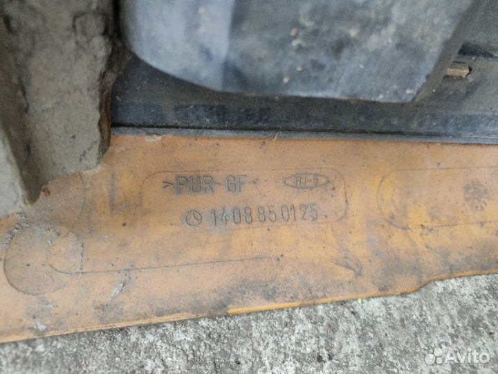 Задний бампер Mercedes S-Klass W140 1991