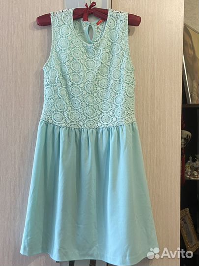 Платье женскиое