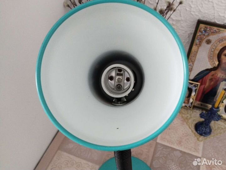 Лампа настольная