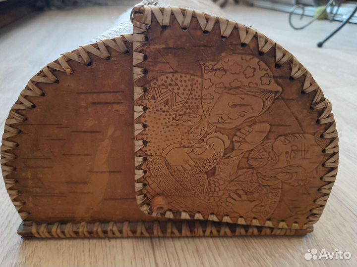 Кружки из бересты. Хлебница из лозы