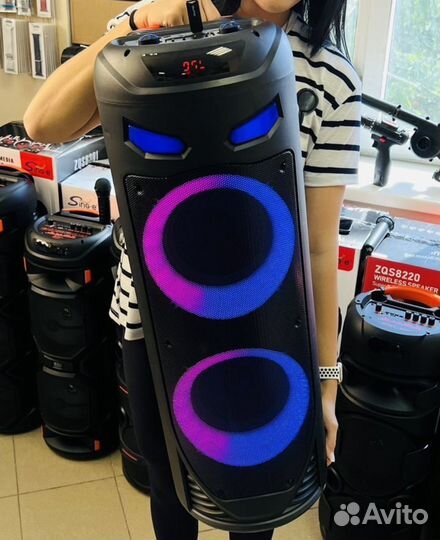 Огромные блютуз колонки портативные New Watt