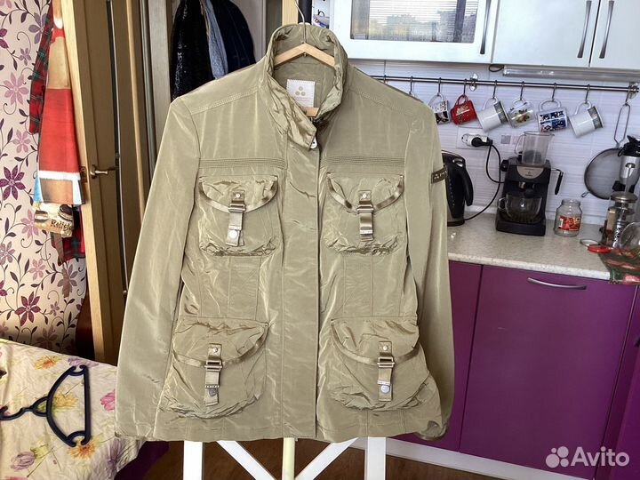 Куртка Peuterey Италия новая 44 размер