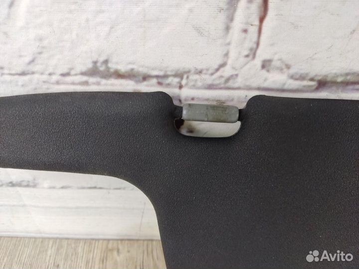 Козырек солнцезащитный правый Carina E