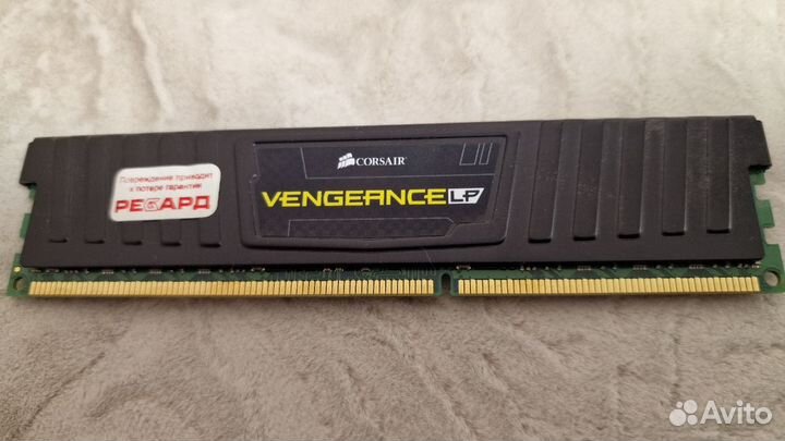 Озу Corsair Vengeance LP 16 ddr3 cml16gx3m2a1600c9