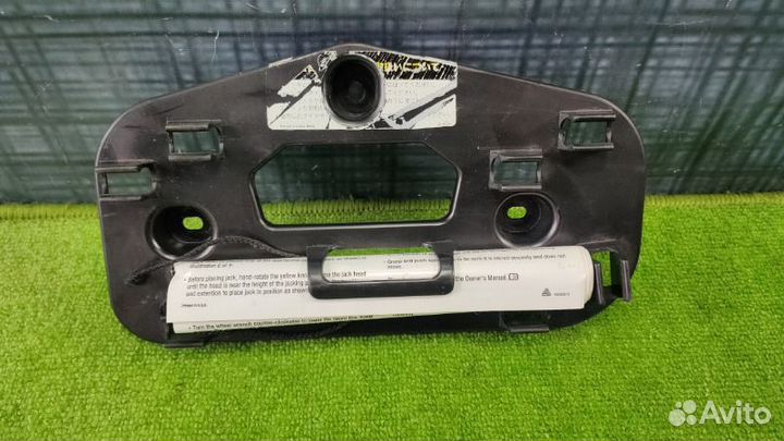 Отсек под инструмент Chevrolet Trailblazer GMT360