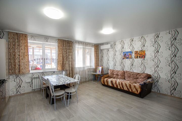 Таунхаус 71,3 м² на участке 1 сот.