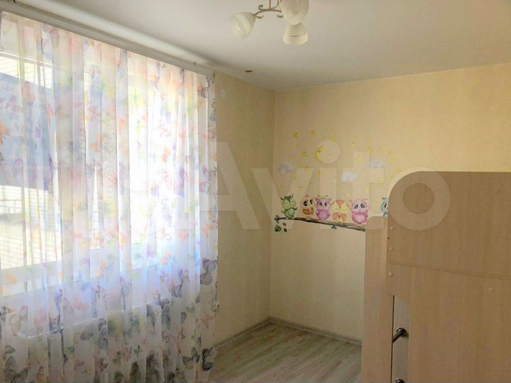 2-к. квартира, 58 м², 2/4 эт.