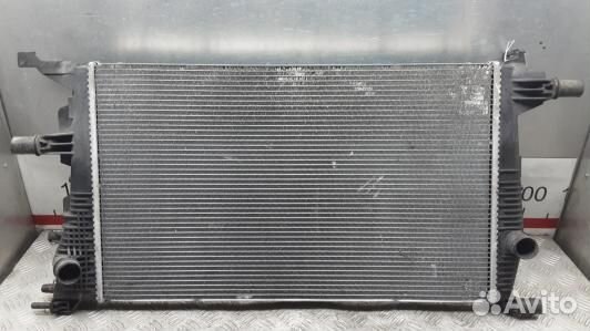 Радиатор системы охлаждения renault megane 3 (HBG2
