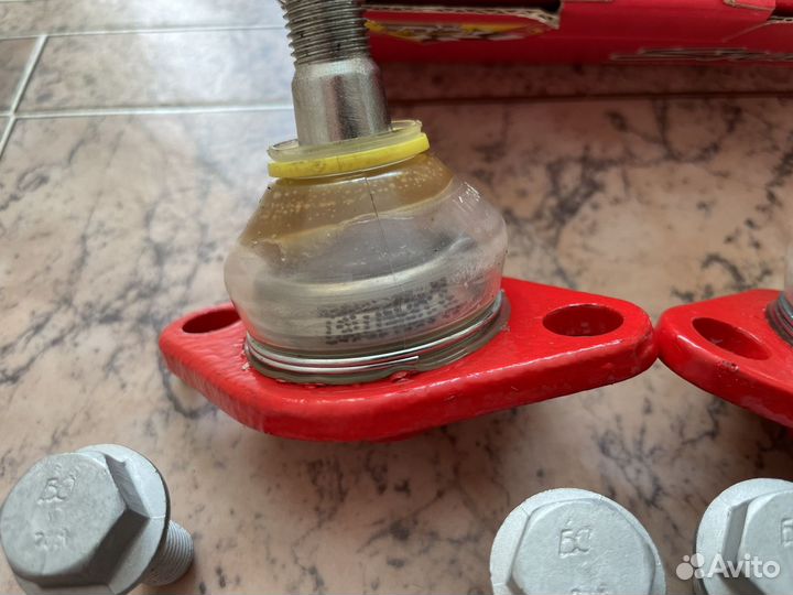 Усиленные шаровые опоры трек TRS Priora Granta