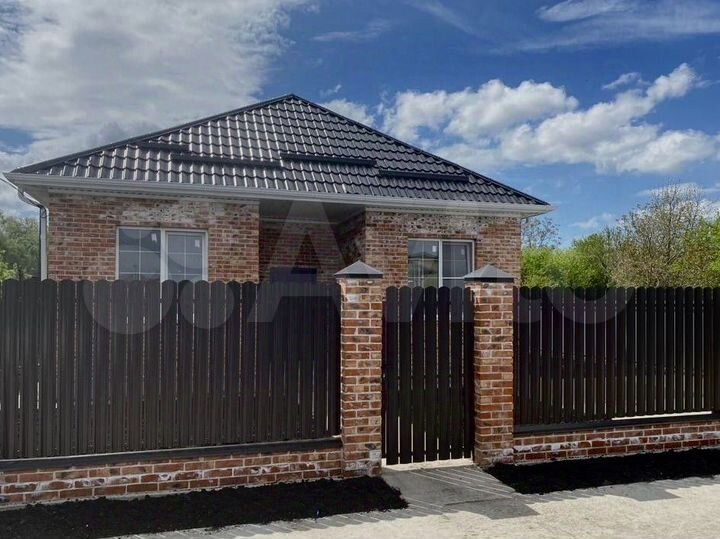 Дом 90 м² на участке 4 сот.