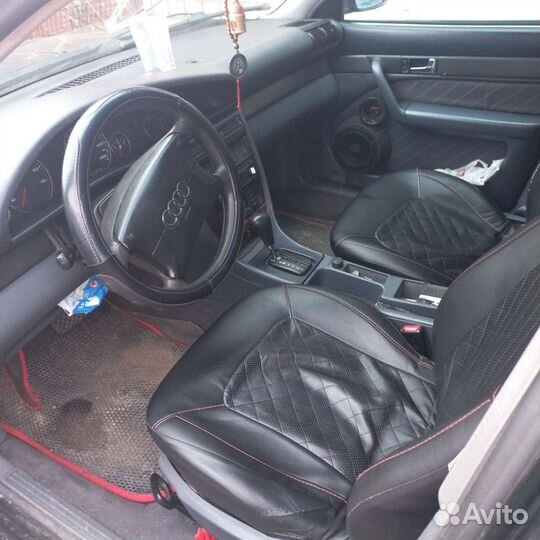 Чехлы для audi 100с4,а6