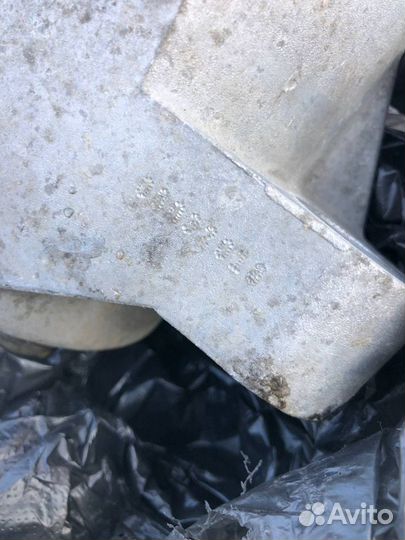 Опора двигателя правая Transit 2014)