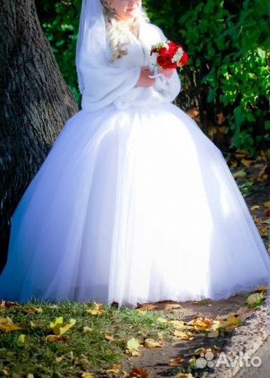 Свадебное платье