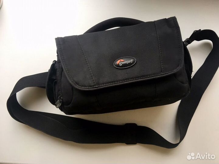 Зеркальный фотоаппарат