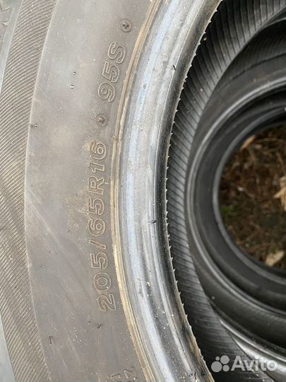 Bridgestone Blizzak VRX2 205/55 R16