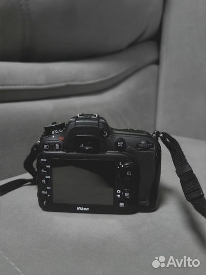 Фотоаппарат Nikon 7100 обектив Nikon AF-S DX 35mm