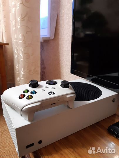 Sony playstation 4 PS4 slim 1tb и xbox series s