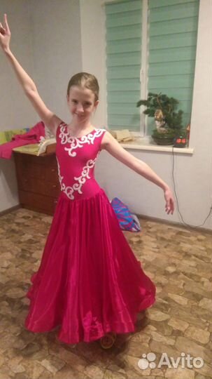 Платье для бальных танцев. Стандарт Ю-1