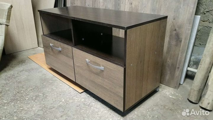 Тумба под телевизор