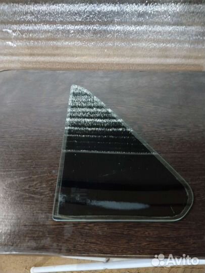 Форточка левая задняя Газ 31105