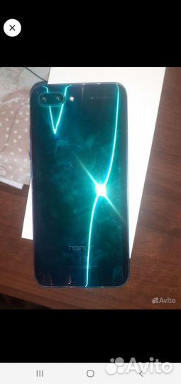 HONOR 10, 4/128 ГБ