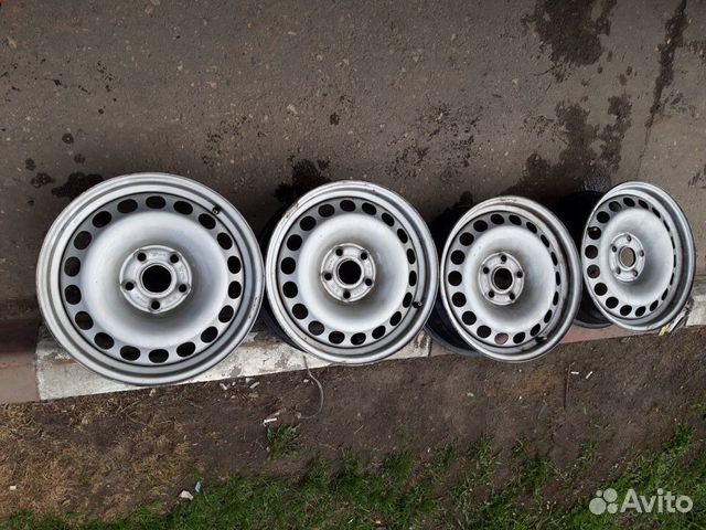 Продам комплект штампованных дисков