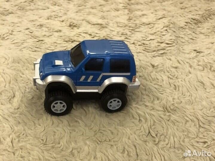 Машинка. Гибкий трек 