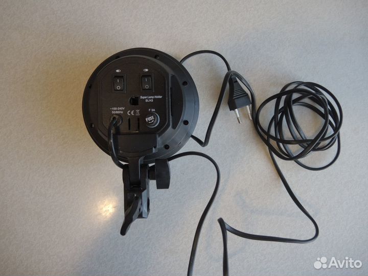 Источник постоянного света, осветительный прибор