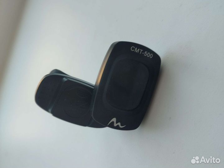 Тюнер для гитары