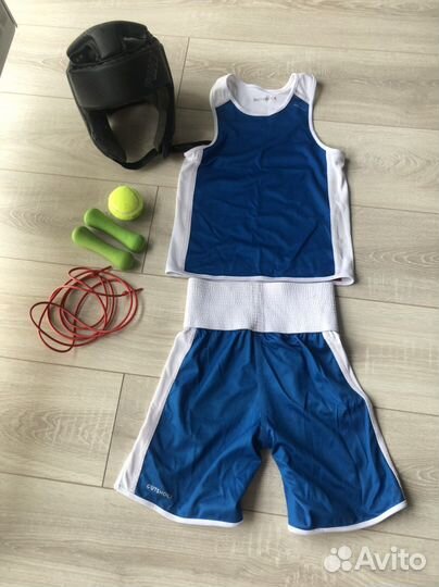 Шлем, бинты, скакалка, мяч