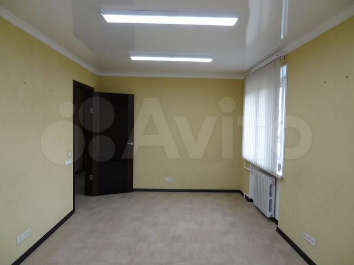 3-к. квартира, 60,7 м², 1/5 эт.