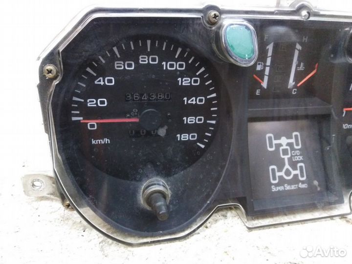 Панель приборов Митсубиси