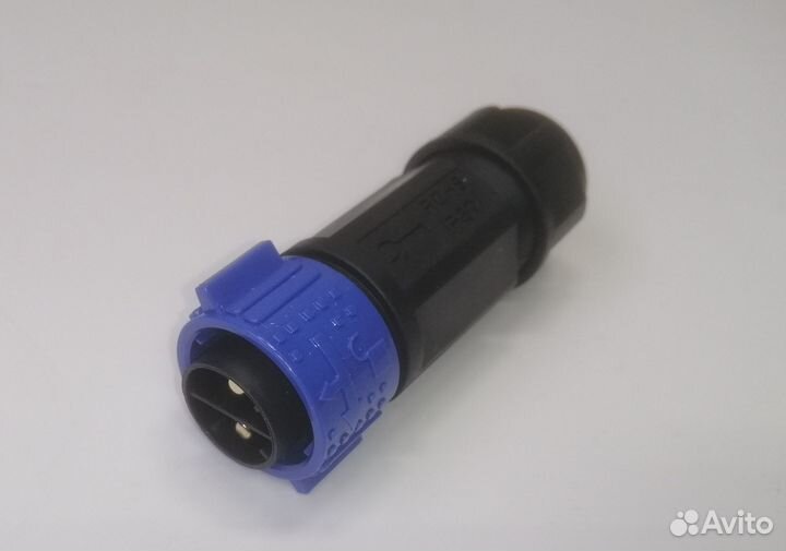 Разъем подключения электромотора в лодке