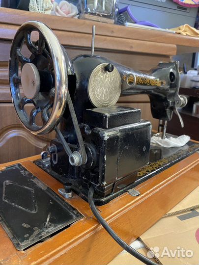 Швейная машинка пмз им. Калинина