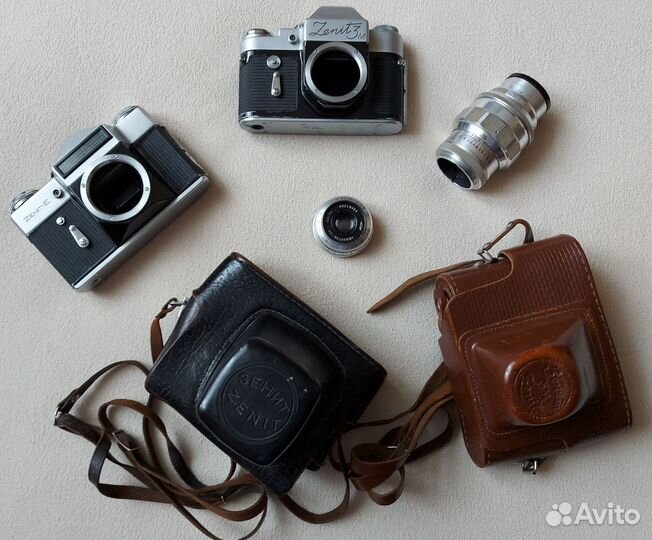 Фотоаппараты и объективы одним лотом, цена за все