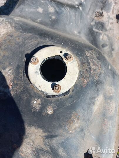 Топливный бак pajero 4