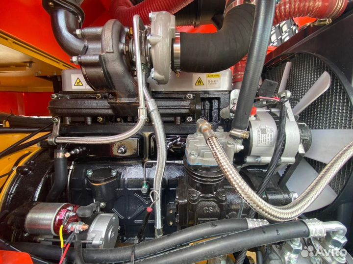 Фронтальный погрузчик Fort 33, 2023