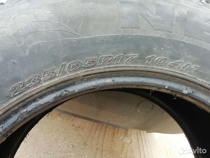 Nexen N8000 235/65 R17