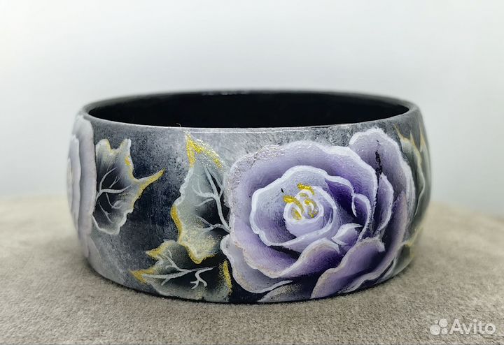 Браслет на руку женский