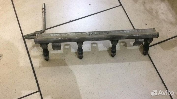 Топливная рампа рейка nissan x-trail t31